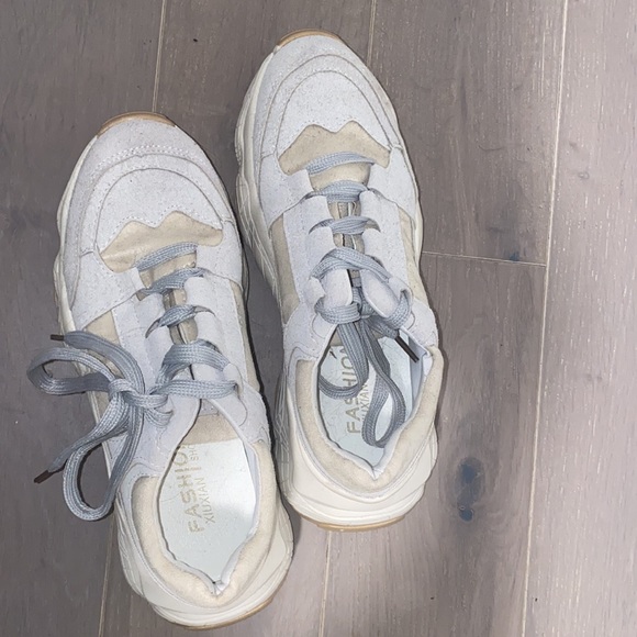 Chunky suede/ plastic shoes - Picture 2 of 7